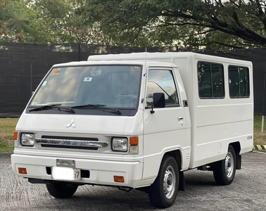 Selling White Mitsubishi L300 2017 in Las Piñas
