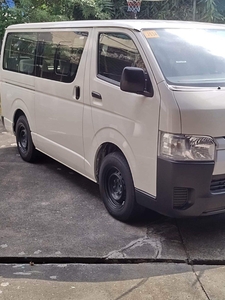 Selling White Tata Ace 2020 in Quezon City