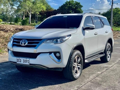 Selling White Toyota Fortuner 2017 in Bacolod