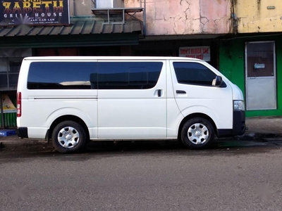 Selling White Toyota Hiace 2016 in Surigao