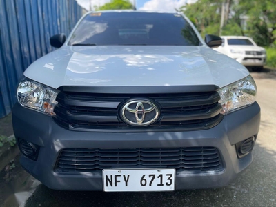 Selling White Toyota Hilux 2019 in Quezon