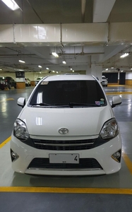 Selling White Toyota Wigo 2016 in Muntinlupa