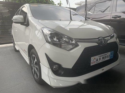 Selling White Toyota Wigo 2019 at 3600 km