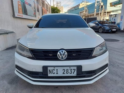 Selling White Volkswagen Jetta 2016 in Manila