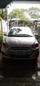 Silver Hyundai Accent 2016 at 21000 for sale