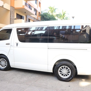 Toyota Hiace 2019 for sale in Las Piñas