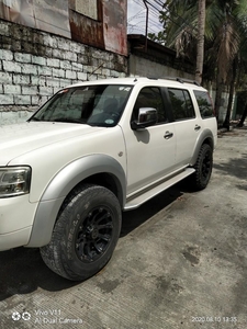 White Ford Everest 2007 for sale in Manila