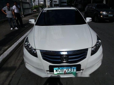 White Honda Accord 2013 for sale in Pasig