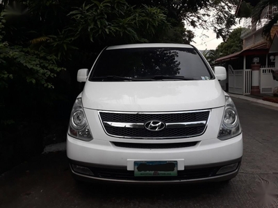 White Hyundai Grand starex 2014 for sale in Batangas City