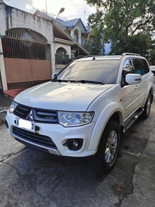 White Mitsubishi Montero sport 2014 for sale in Marikina