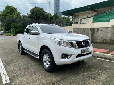 White Nissan Navara 2015 for sale in Quezon