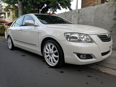 White Toyota Camry 2007 for sale in Cainta