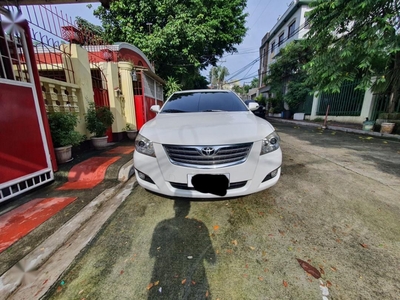 White Toyota Camry 2007 for sale in Manila