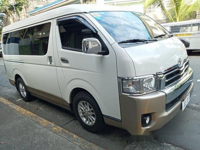 White Toyota Hiace 2015 Van for sale