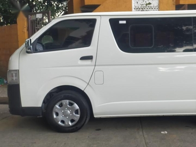 White Toyota Hiace 2019 for sale in Pasig