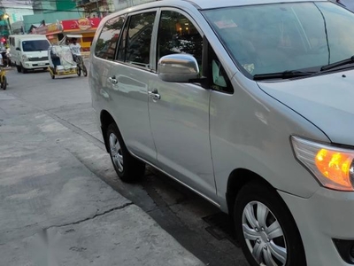 White Toyota Innova for sale in Makati