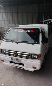 Selling White Mitsubishi L300 2018 in Marilao