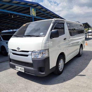 Sell 2nd hand 2022 Toyota Hiace Commuter 3.0 M/T
