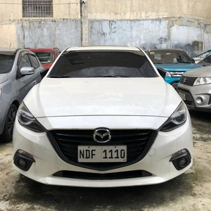 Selling used 2017 Mazda 3 Hatchback