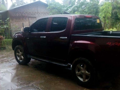 Isuzu D-max 2016 AT Red Pickup For Sale