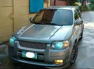 2nd Hand Ford Escape 2005 for sale in Manila