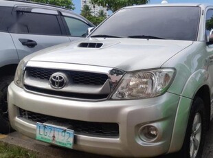 2nd Hand Toyota Hilux 2011 for sale in Davao City