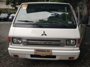 Sell White 2017 Mitsubishi L300 in Manila