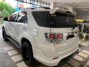 Selling Pearlwhite Toyota Fortuner 2015 in Manila