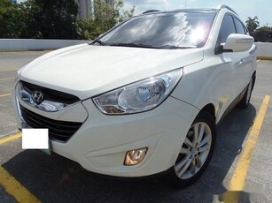 White Hyundai Tucson 2012 for sale in Manila