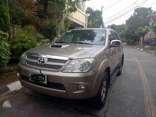 Toyota Fortuner V 4x4 dsl automatic 2006 for sale