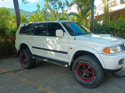 2005 Mitsubishi Montero Sport