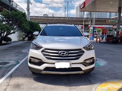 Sell White 2018 Hyundai Santa Fe in Quezon City