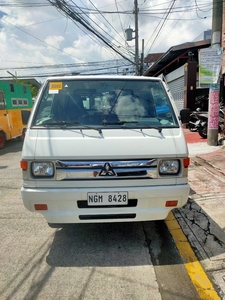 Sell White 2020 Mitsubishi L300 in Manila