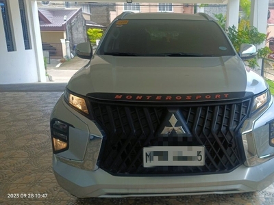 Sell White 2022 Mitsubishi Montero sport in Manila