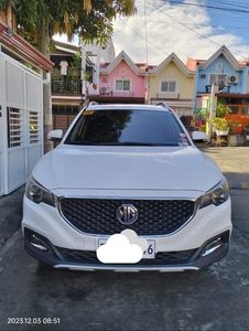 Selling Green Mg Zs 2019 in Antipolo