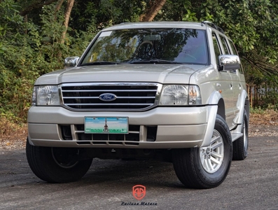 Selling Silver Ford Everest 2006 in San Juan