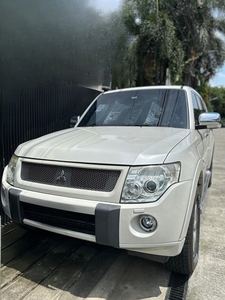 Selling White Mitsubishi Pajero 2011 in Parañaque