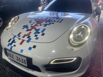 Selling White Porsche 911 2014 in Makati