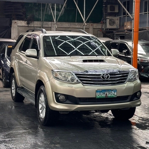 White Toyota Fortuner 2013 for sale in