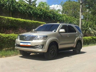 2015 Toyota Fortuner V series 4x2 AT FOR SALE