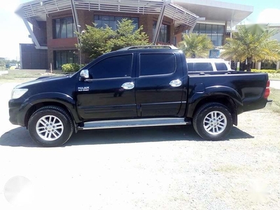 2O15 TOYOTA HILUX G 4x4 MT for sale