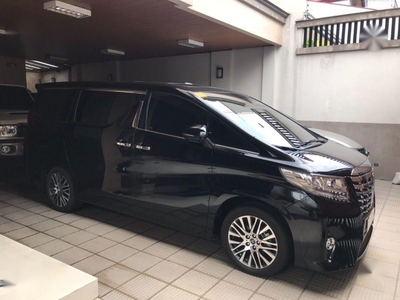 Black Toyota Alphard 2017 at 1700 km for sale
