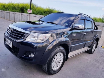 Cheapest in the Market! Toyota Hilux G 4X4 AT 2015 - 940K NEGOTIABLE