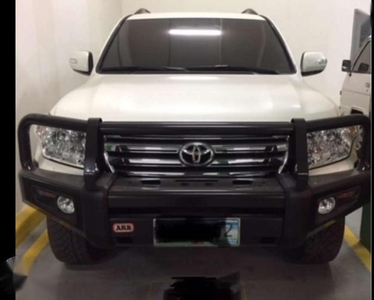 FOR SALE 2010 TOYOTA Land Cruiser 200