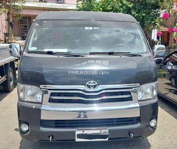 Pre-owned 2017 Toyota Hiace Super Grandia Fabric 2.8 AT for sale in good condition