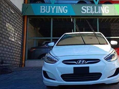 Selling Hyundai Accent 2014 at 82000 km
