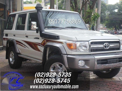 Selling New Toyota Land Cruiser 2017 in Quezon City