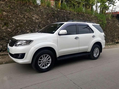 SELLING Toyota Fortuner 2012 diesel auto g