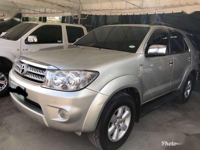 Toyota Fortuner G 25turbo 4x2 dsl at cbu 2010