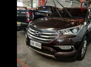 Brown Hyundai Santa Fe 2016 SUV for sale in Quezon City